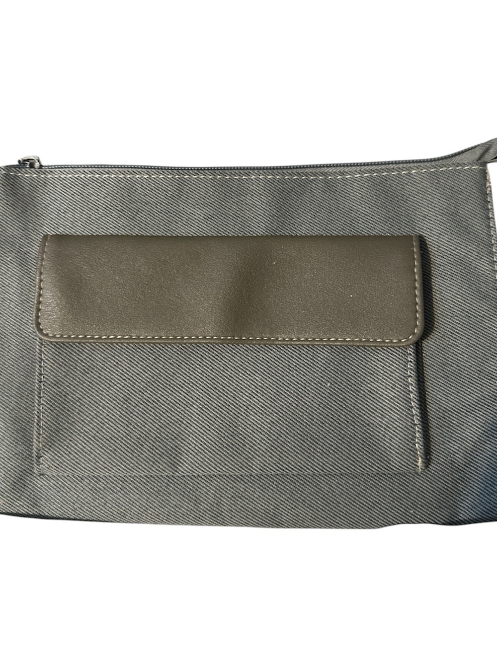 NWOT Bvloari Gray Toiletry Pouch with Front Flap 3 pockets inside new